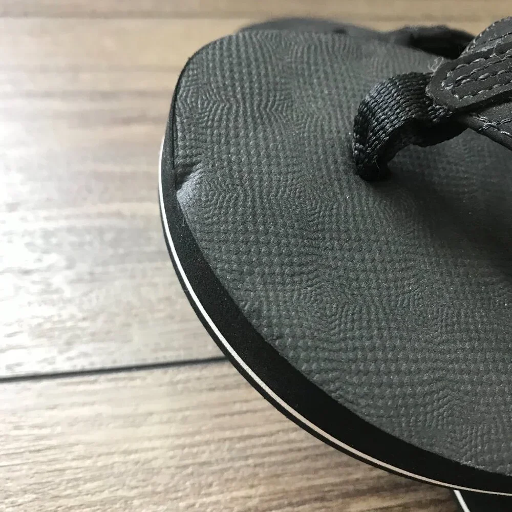 Volcom Victor Flip Flops Unisex Big Kids Size‎ 3 Black Foam Summer, Beach NEW